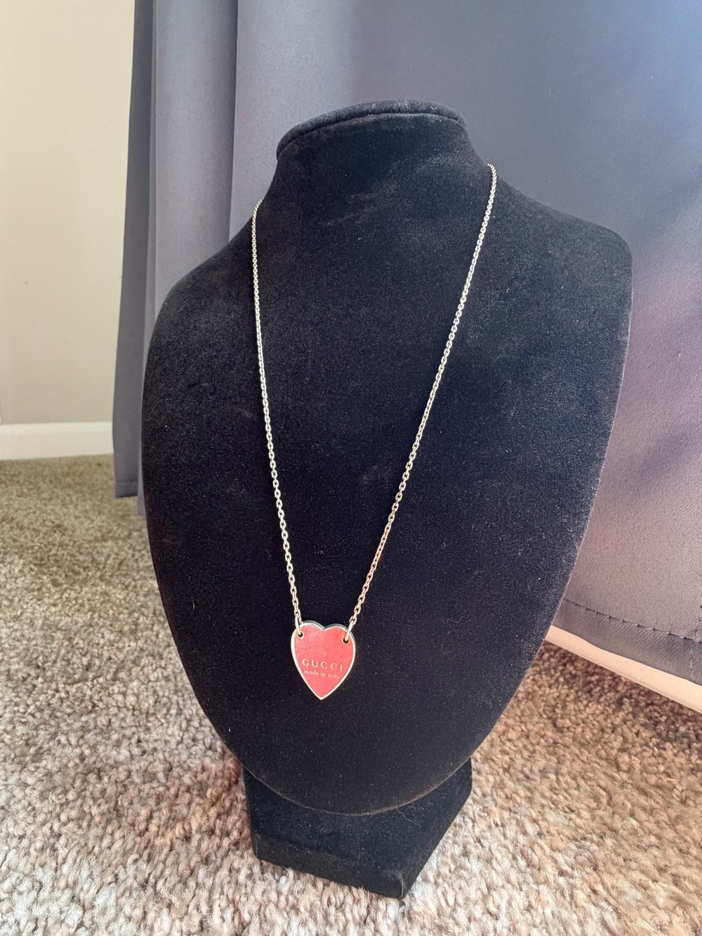Gucci 925 Sterling Silver Heart Pendant Necklace Made in Italy